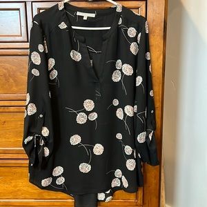 Daniel Rainn dress shirt size large, excellent condition.